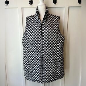 Kim Rogers Size Large Black White Full Zip Puffer Vest Geometric Pockets Belk